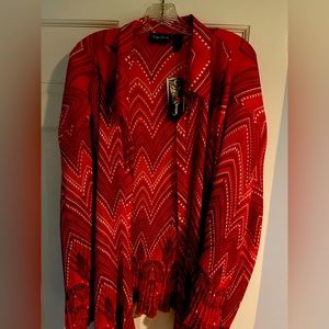 Women’s casual top.  Maggie Barnes